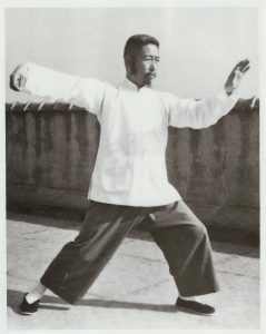 Cheng-Man-Ching-perfoming-the-Single-Whip