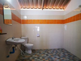 Here-and-Now-Guesthouse-Bathroom